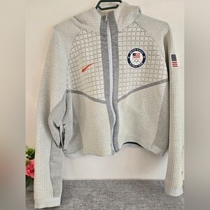 Nike Women's Olympic Team USA Tech Fleece Zip‎ Hoodie Jacket Size L, Japan